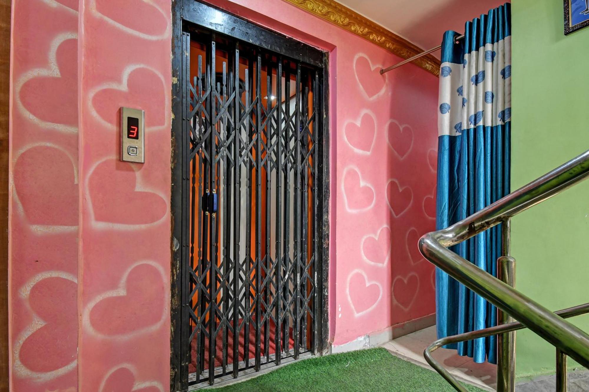 Hotel O Star View Kolkata Ngoại thất bức ảnh